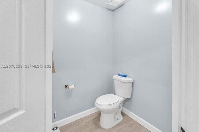 Building Photo - 11369 NW 73rd Terrace