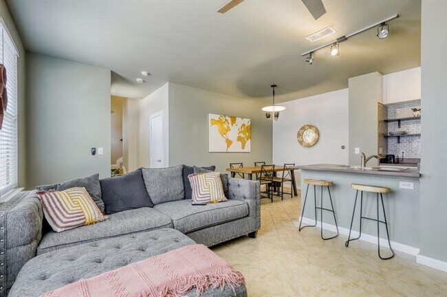 Building Photo - 1201 Grove Blvd