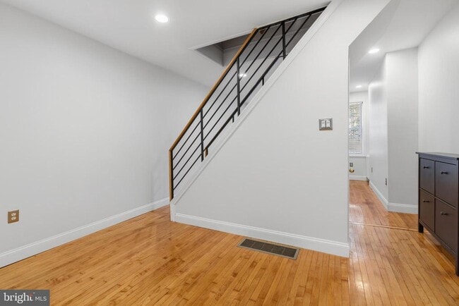 Foto del edificio - 2217 Memphis St