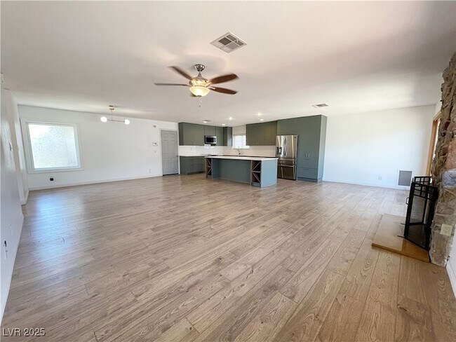 Foto del edificio - 3548 Silver Bend St