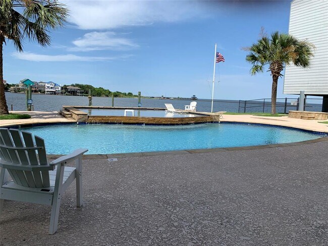 Foto del edificio - 560 Pleasure Island Blvd