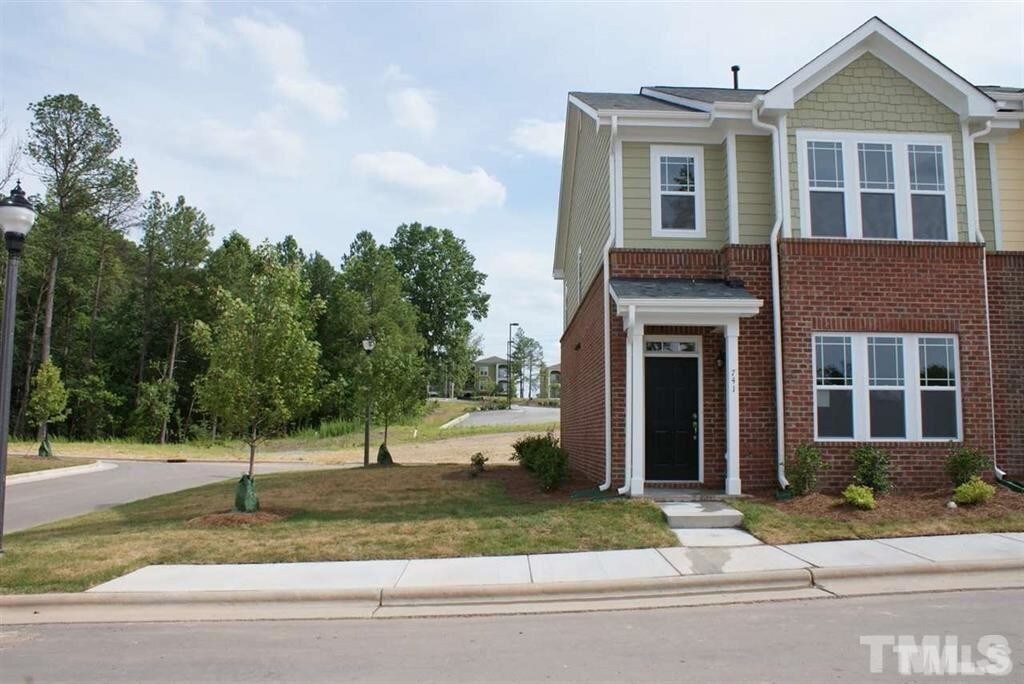 Primary Photo - 741 Blossom Grove Dr