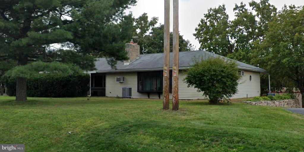Foto principal - 5815 Linglestown Rd
