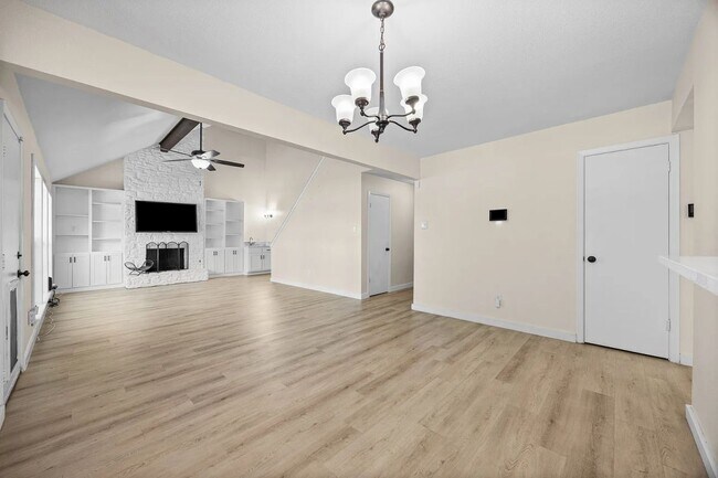Building Photo - 7206 Teaberry Dr