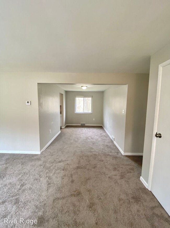 Building Photo - 3 br, 1.5 bath House - 10135 Clair Avenue