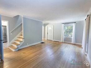 Building Photo - 10940 SW Errol St