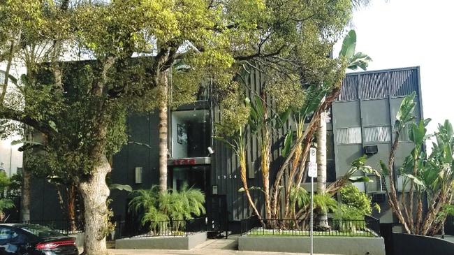 Foto del edificio - 1736 N Sycamore Ave