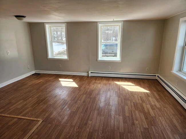 Building Photo - 211 Intervale Rd