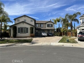 Building Photo - 45009 Oakford Ct