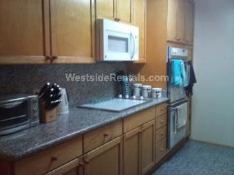 Primary Photo - 1750 Camino Palmero St