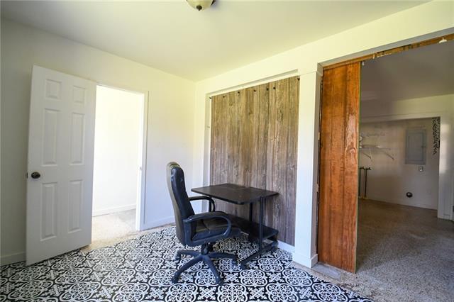 Foto del edificio - 820 N Collins Blvd