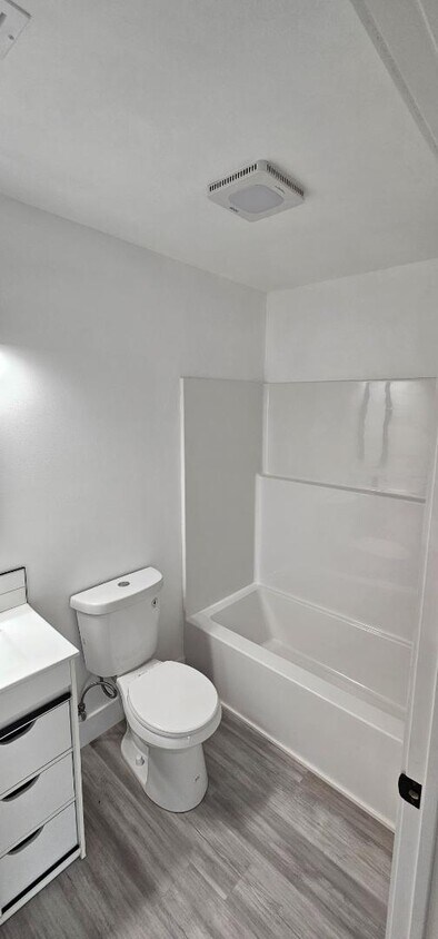 Foto principal - 1513 N Springfield St