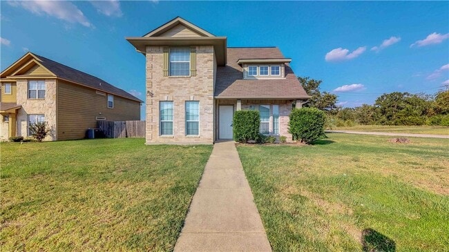 Building Photo - 4023 Southern Trace Dr
