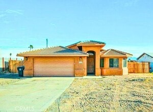 Building Photo - 10940 Santa Cruz Rd