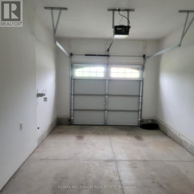Building Photo - 1432 Marina Dr