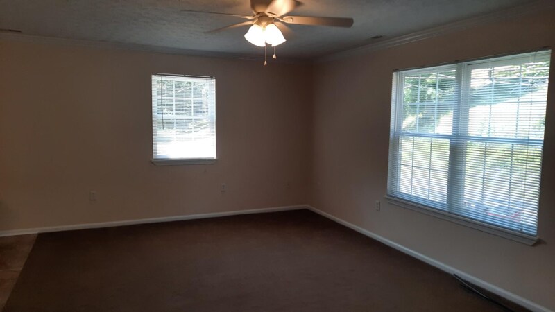 Foto principal - 7311 Hatchery Rd