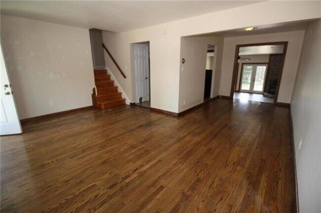 Foto del edificio - 2915 Westminster Rd