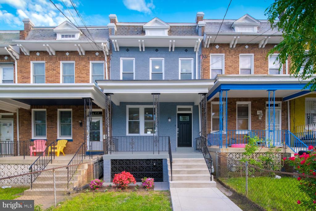 Primary Photo - 704 Ingraham St NW