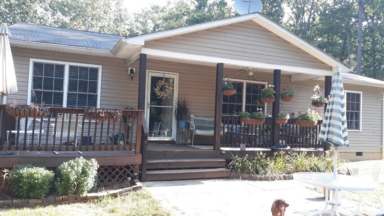 6801 S Spotswood Trl, Gordonsville, VA 22942 House Rental in