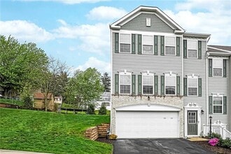 Building Photo - 511 Isabella Ct