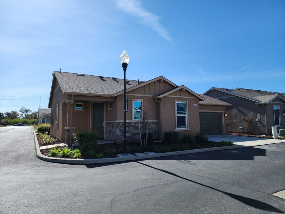 Foto principal - BEAUTIFUL, Cozy, quiet home