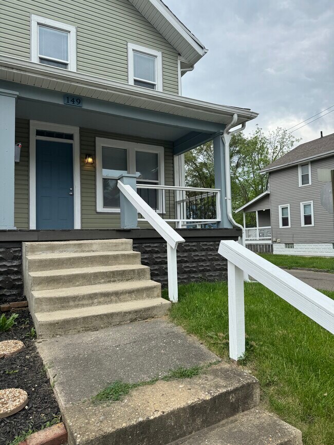 Building Photo - 149 E Woodrow Ave