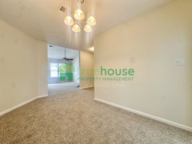 Foto del edificio - 4326 Beasley Ct