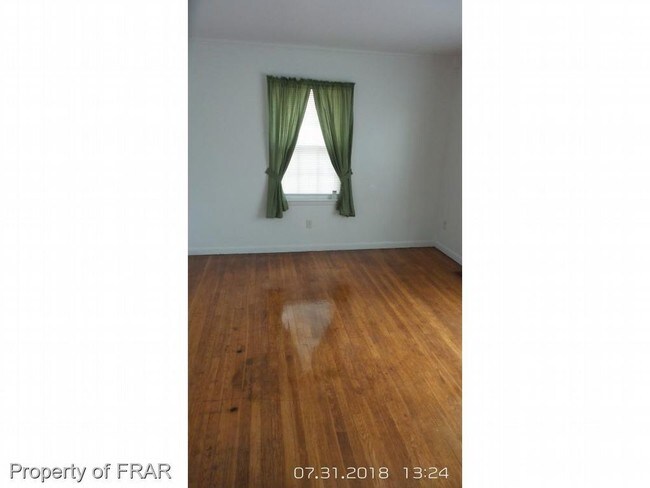 Foto del edificio - 341 Summer Hill Rd