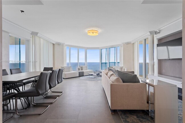 Foto del edificio - 19111 Collins Ave