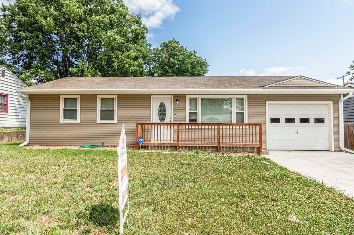 Primary Photo - Please View 3D Virtual Walk-Through Before...