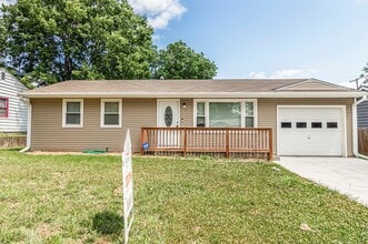 Building Photo - 714 W Pine St Building Photo - 714 W Pine St