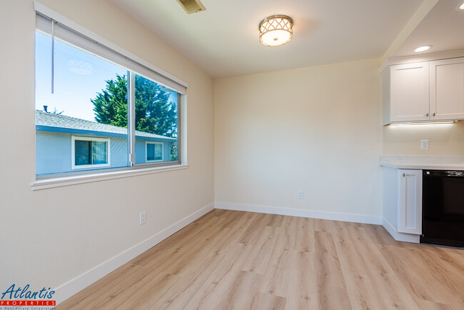 Building Photo - 4215 Starboard Ct
