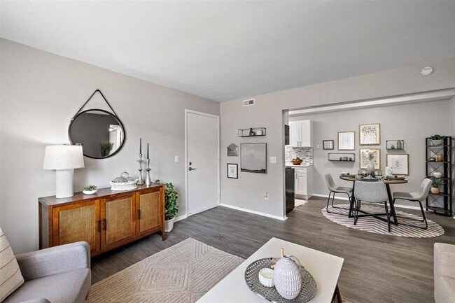 Building Photo - Residences at Grand Blanc Apartments - Grand Blanc, MI