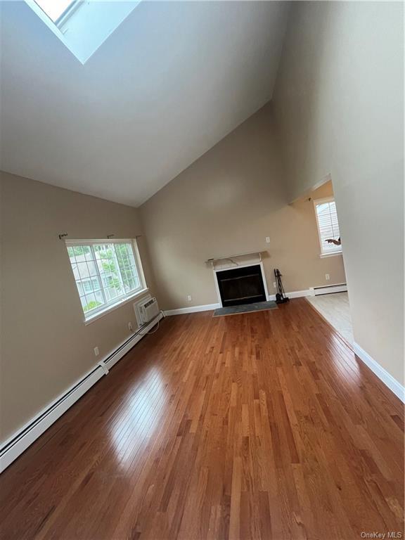 Building Photo - 107 Green Meadows Way
