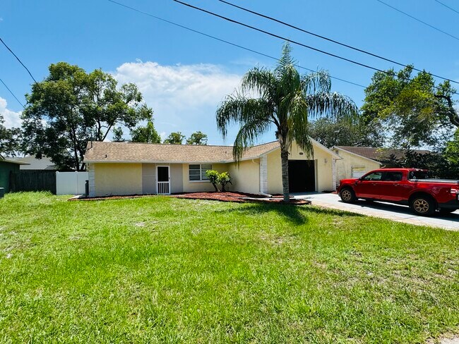 Foto del edificio - 8620 Horizon Ln