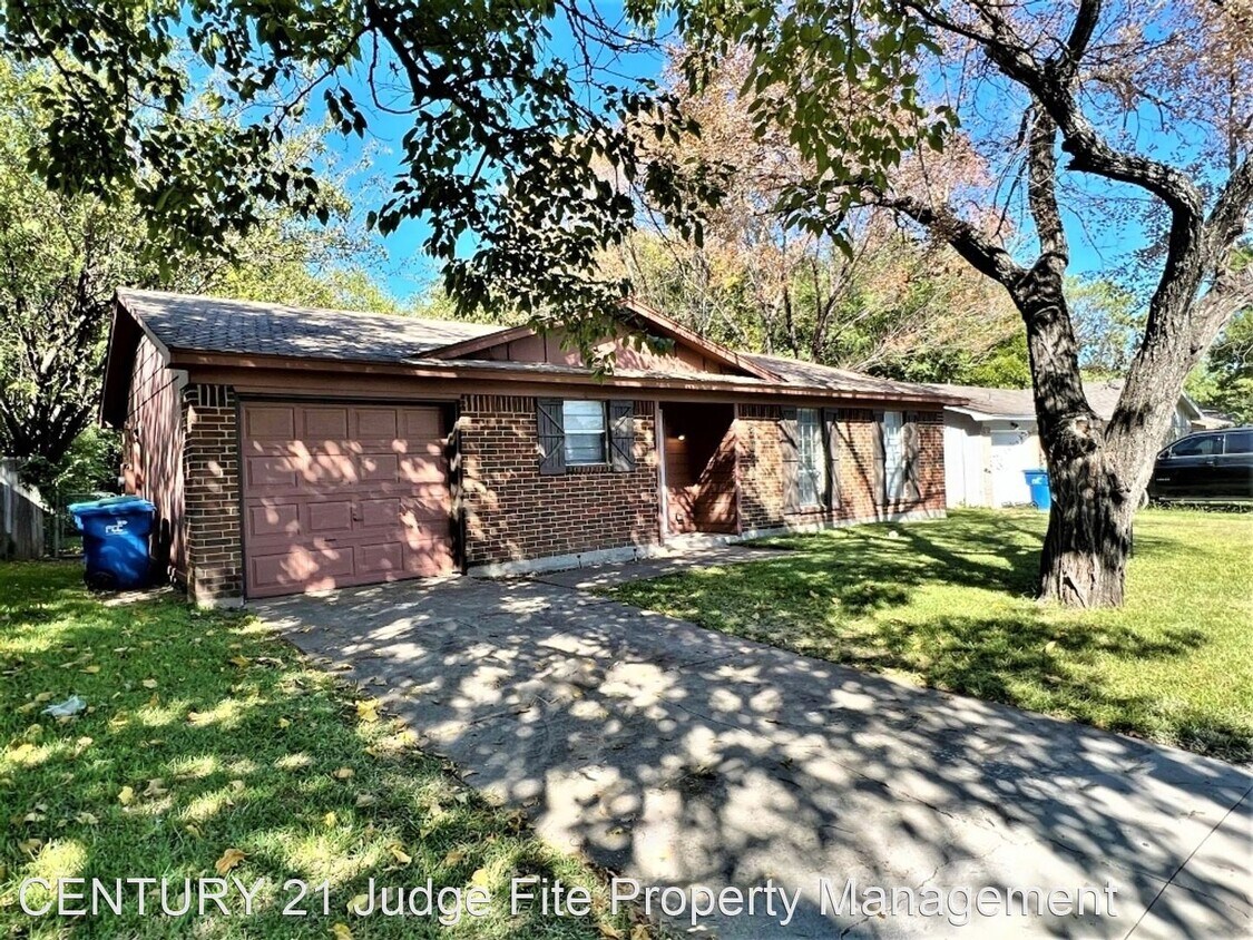 3 br, 1.5 bath House 3021 Sandra Lane House Rental in Rowlett, TX