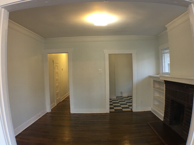 Dinning room looking East - 1328 Fairmount Ave