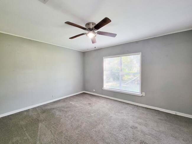 Foto del edificio - 2330 Cedar Dr