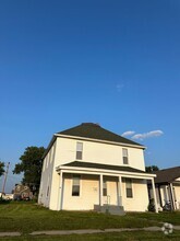 Building Photo - 1403 Pierce St