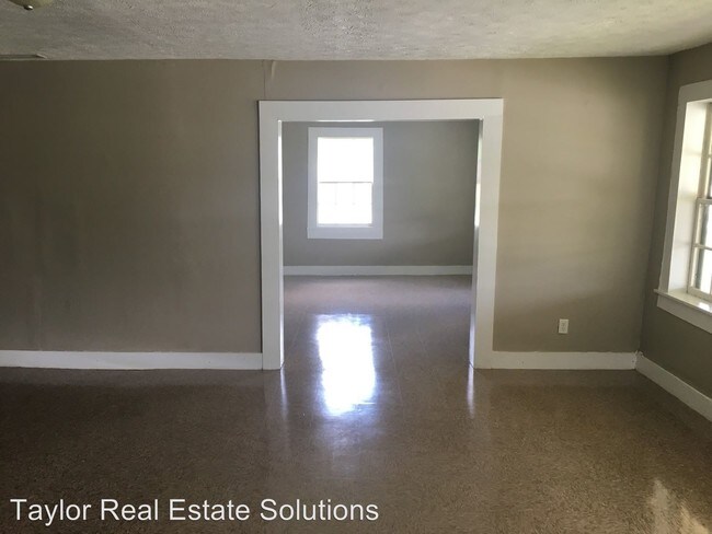 Building Photo - 3 br, 2 bath House - 702 Mountain Street