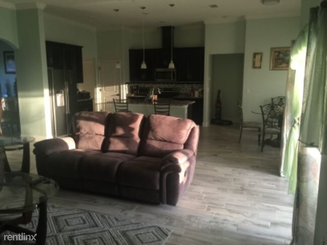 Building Photo - 4 br, 3 bath House - 4182 SW Tumble st