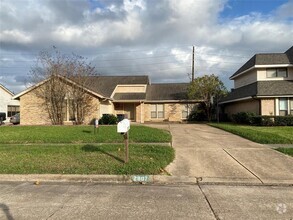 Building Photo - 2807 Pecan Ridge Dr