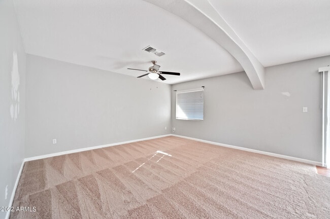 Foto del edificio - 1808 N Miller Rd