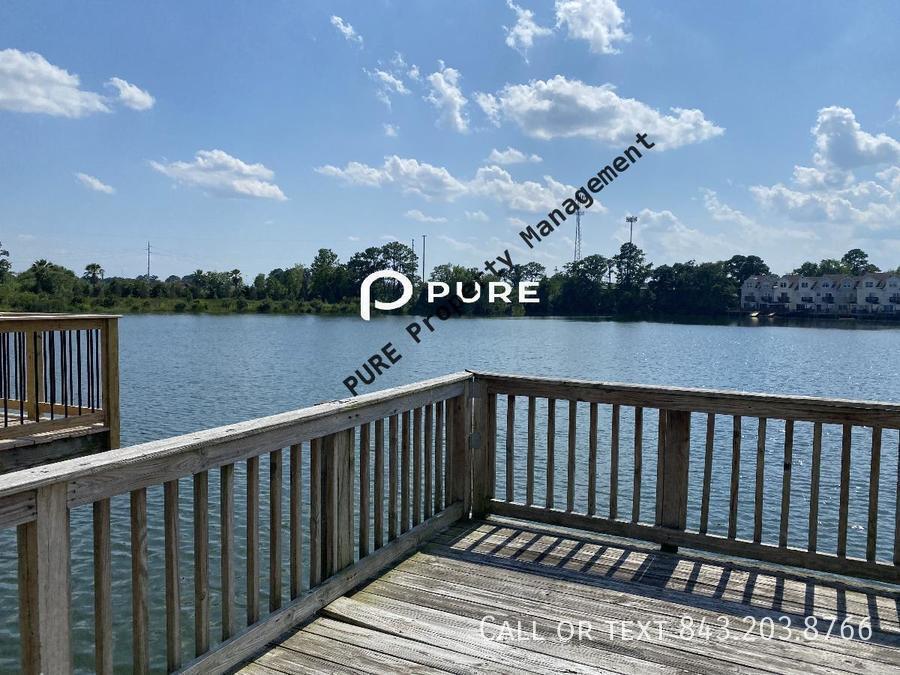 Foto principal - 3 bedroom N. CHS LAKE VIEW AVAILABLE NOW!!!