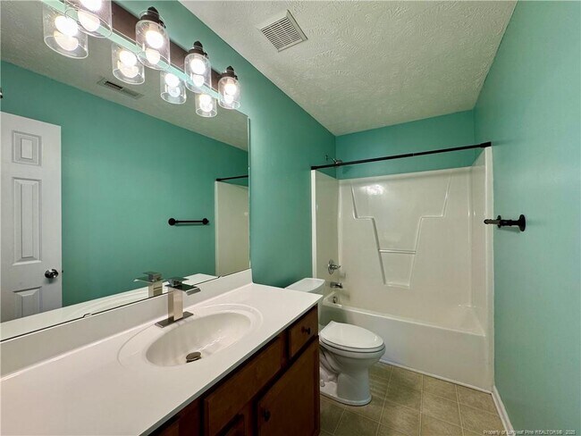 Building Photo - 231 Scotland Dr