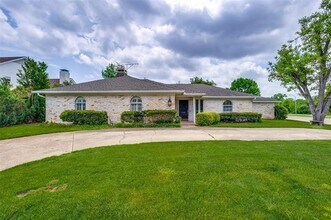 Building Photo - 1137 Mill Springs