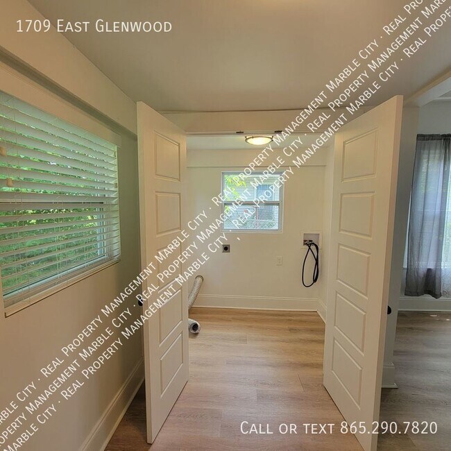 Foto del edificio - Charming 4 bedroom home