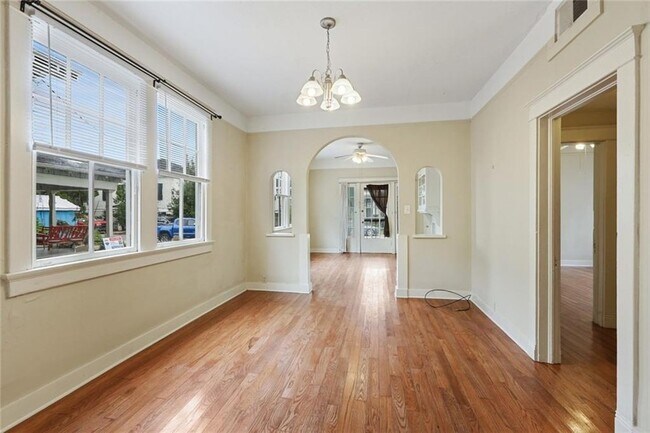 Foto del edificio - 2422 Short St