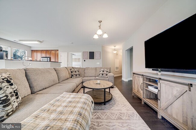 Foto del edificio - 801 S Greenbrier St