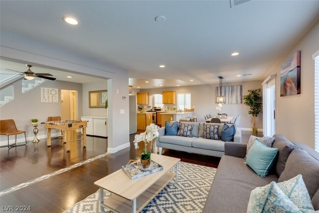 Building Photo - 7659 Ribbon Garland Ct